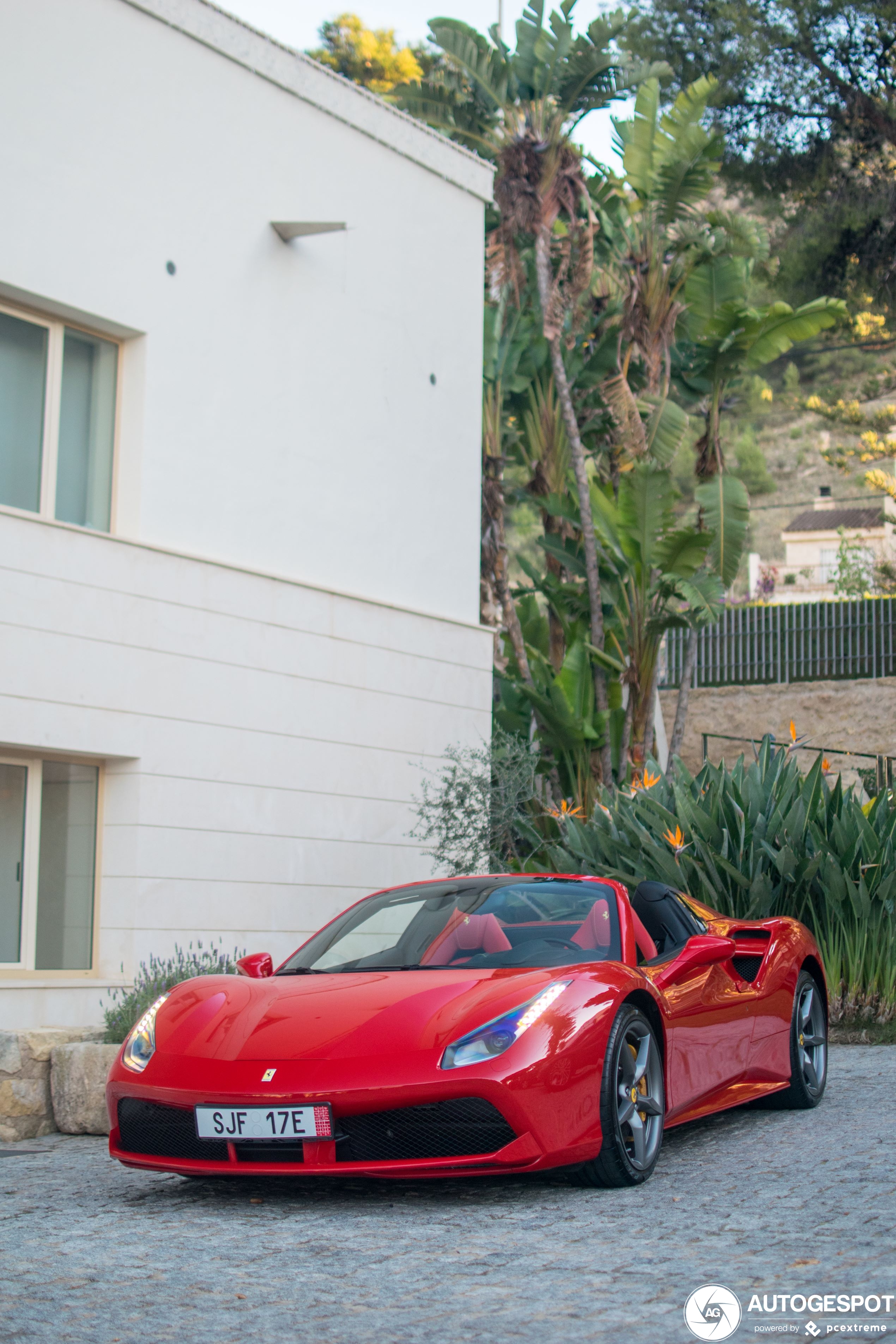 Ferrari 488 Spider