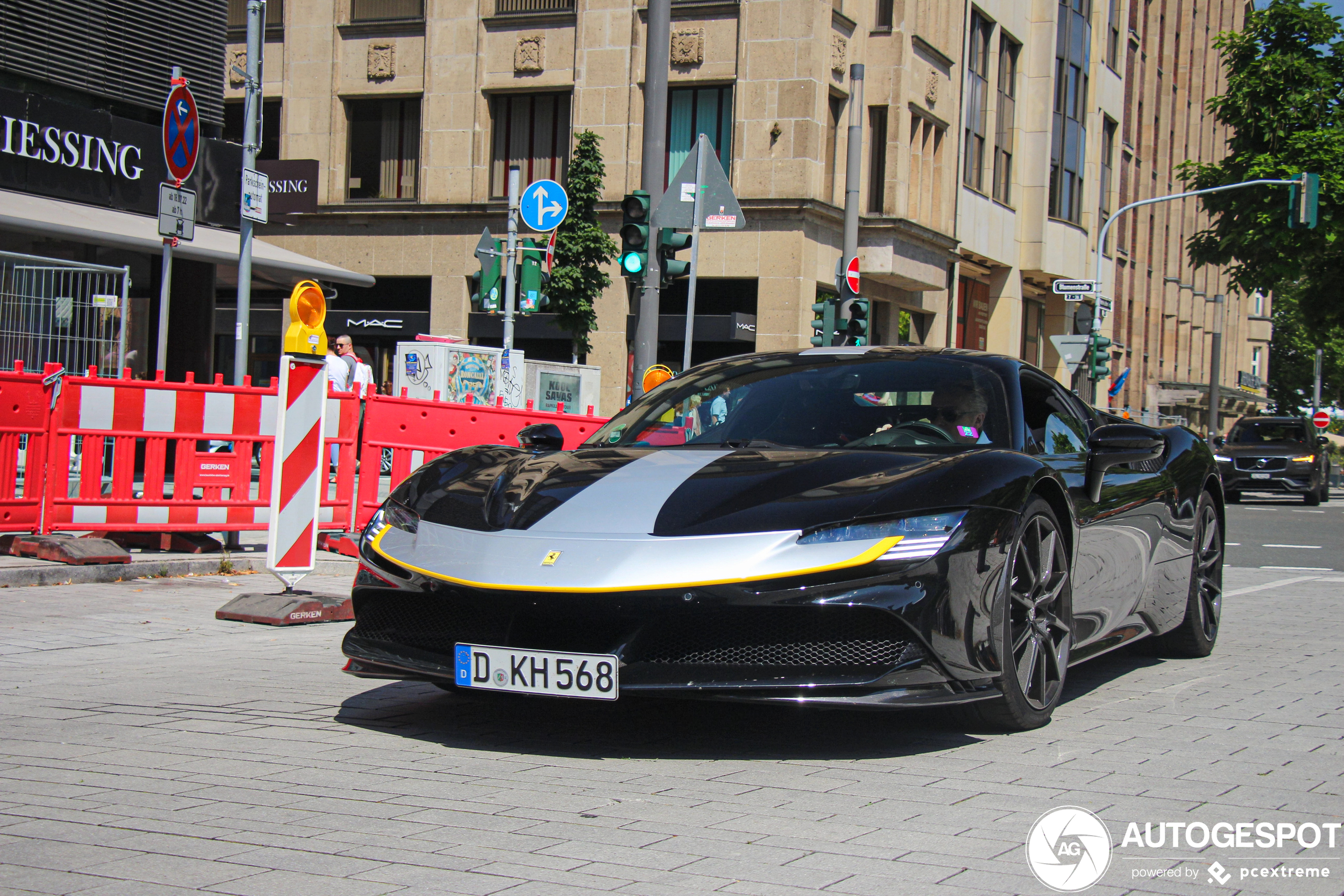 Ferrari SF90 Stradale Assetto Fiorano