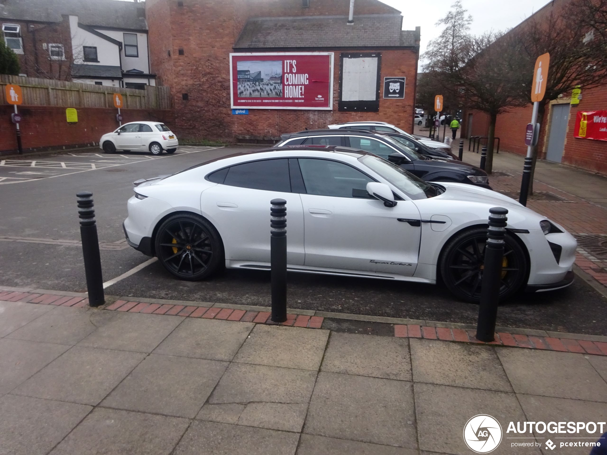 Porsche TechArt Taycan Turbo S