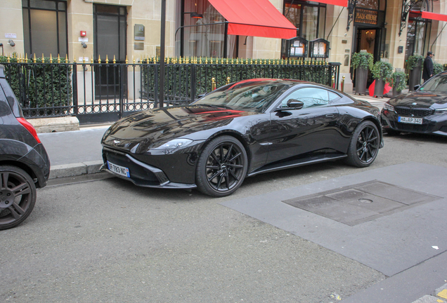 Aston Martin V8 Vantage 2018