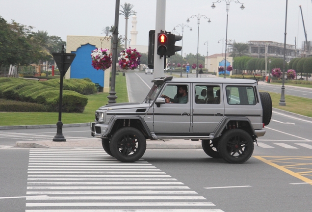 Mercedes-Benz Brabus G 500 4X4²