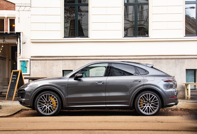 Porsche Cayenne Coupé Turbo S E-Hybrid