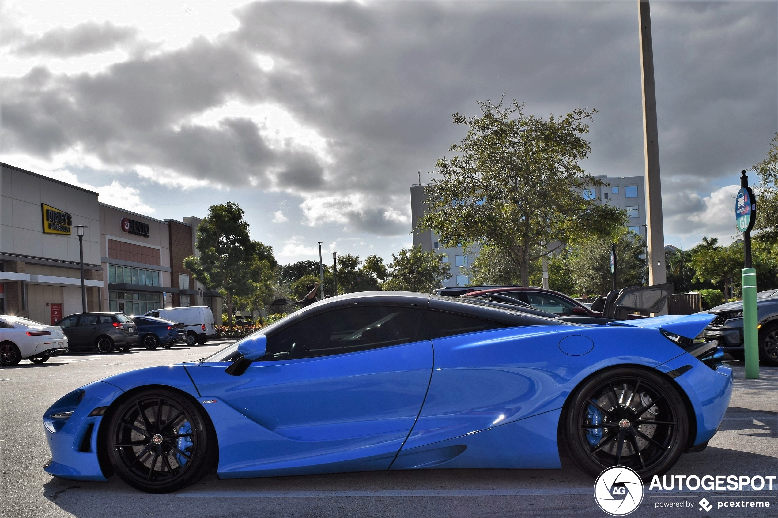 McLaren 720S