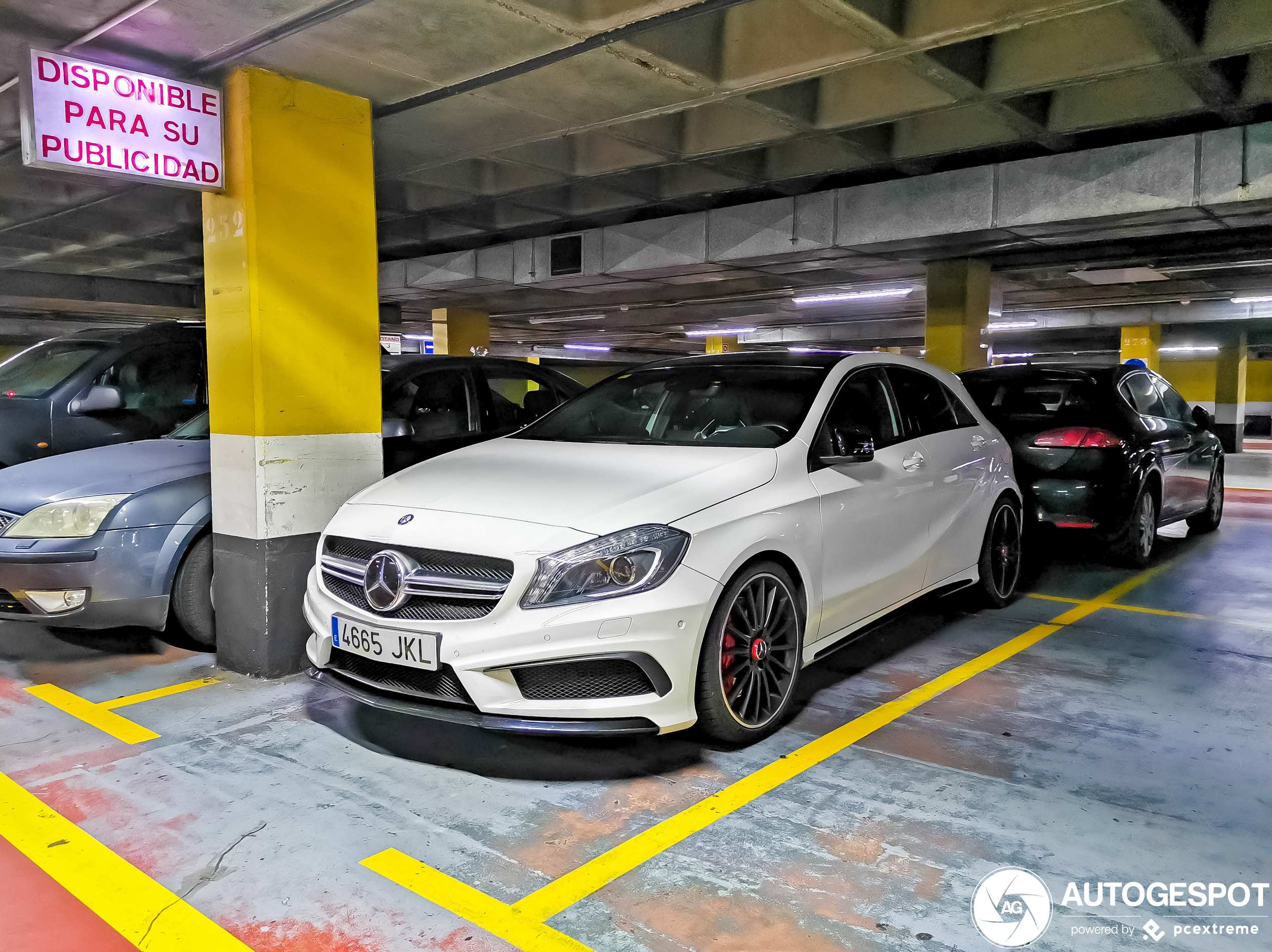 Mercedes-Benz A 45 AMG