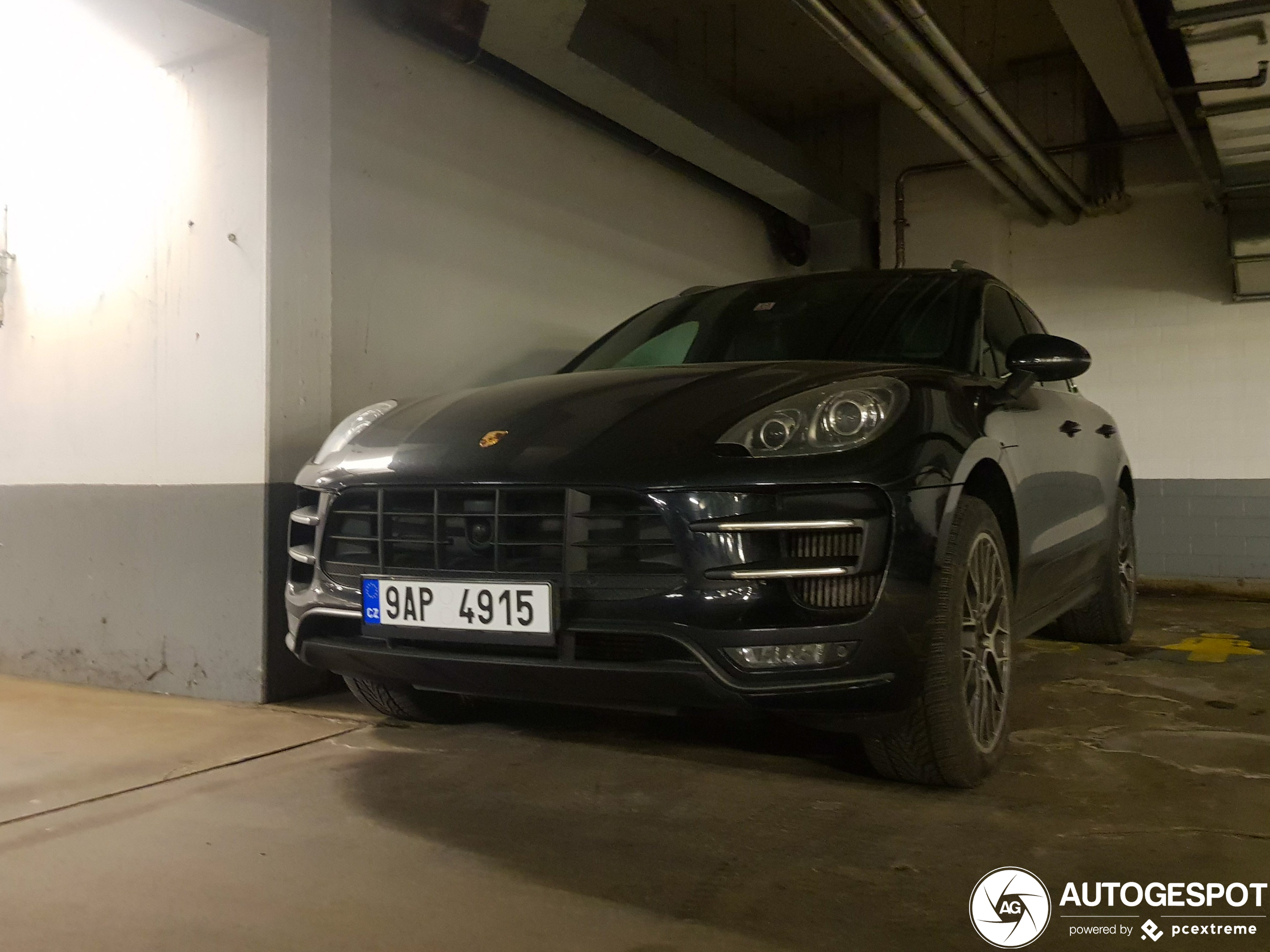 Porsche 95B Macan Turbo