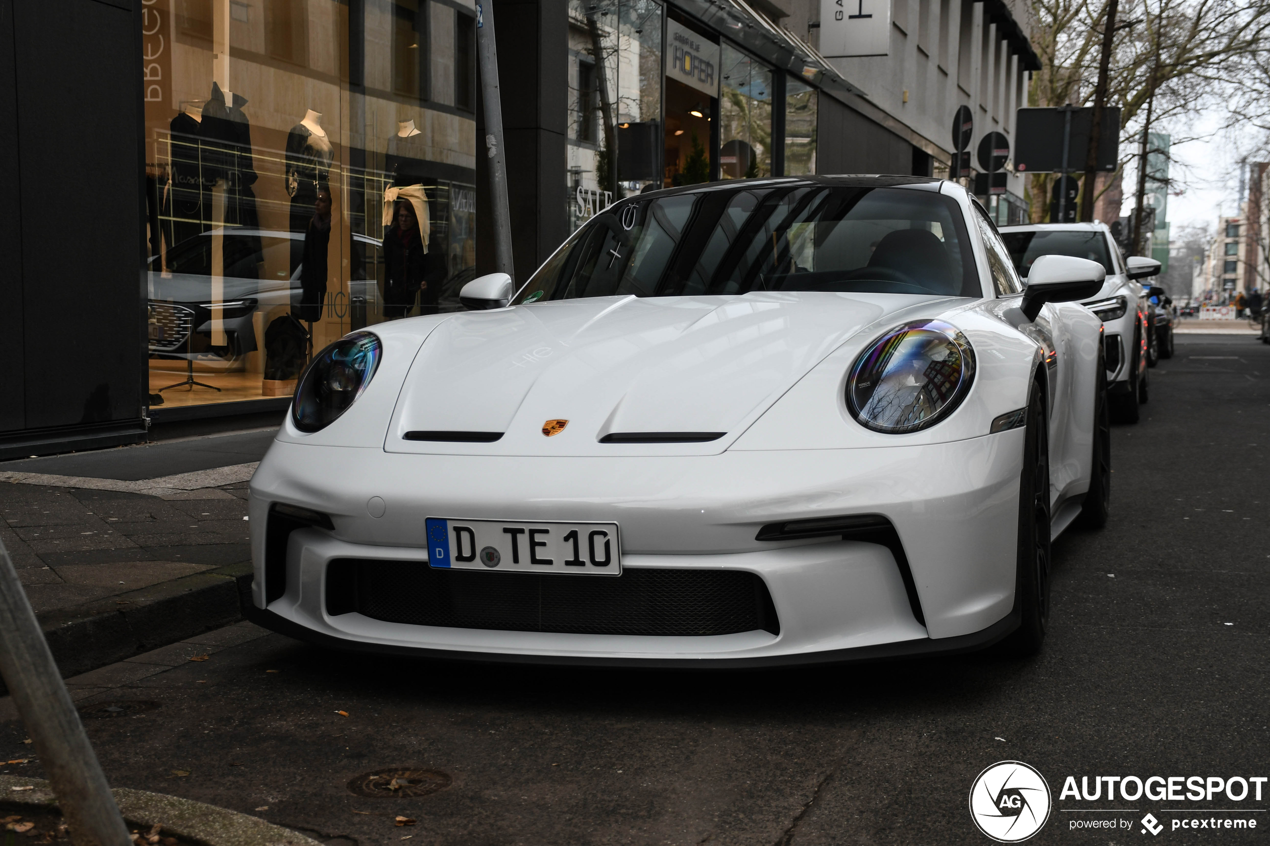 Porsche 992 GT3 Touring