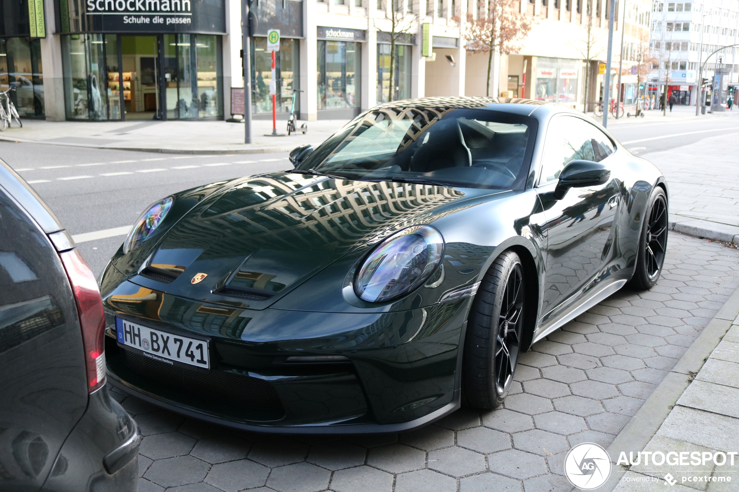 Porsche 992 GT3 Touring