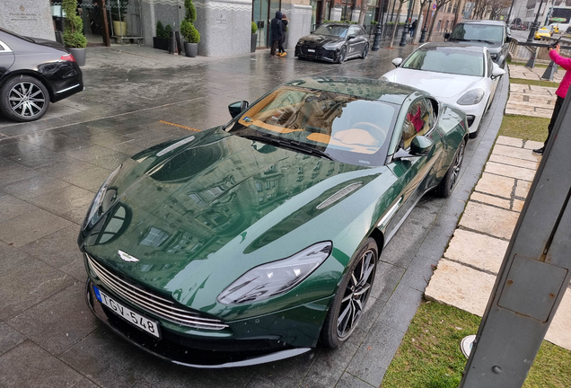 Aston Martin DB11 V8