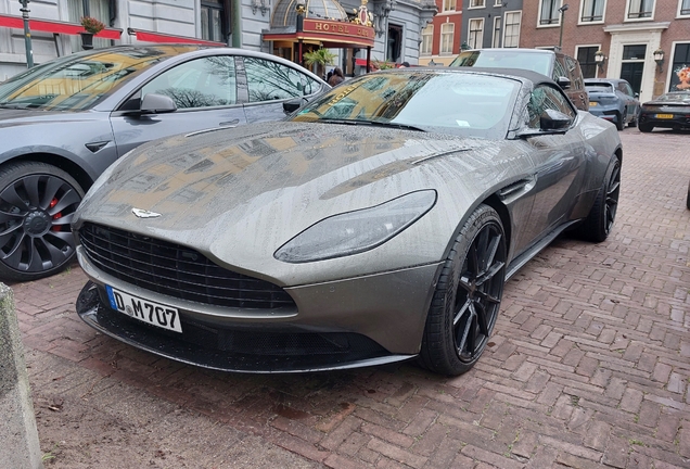 Aston Martin DB11 V8 Volante