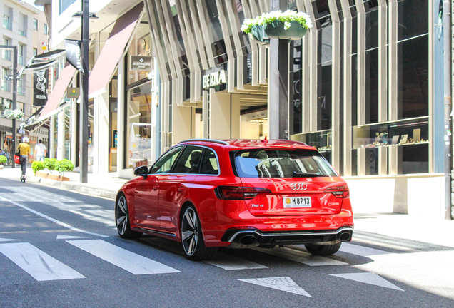 Audi RS4 Avant B9