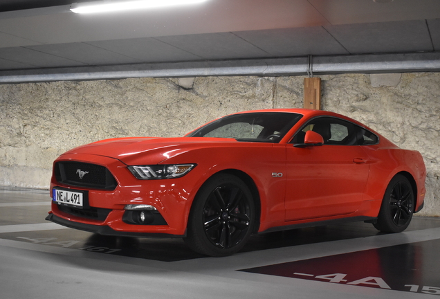Ford Mustang GT 2015