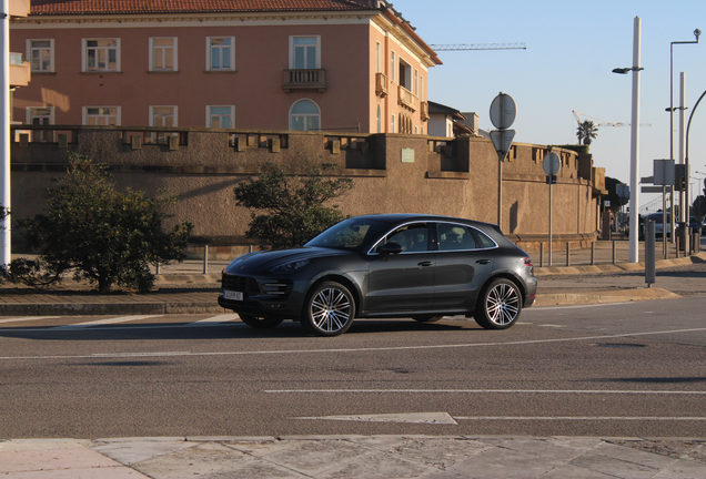 Porsche 95B Macan Turbo