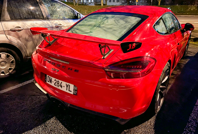 Porsche 981 Cayman GT4