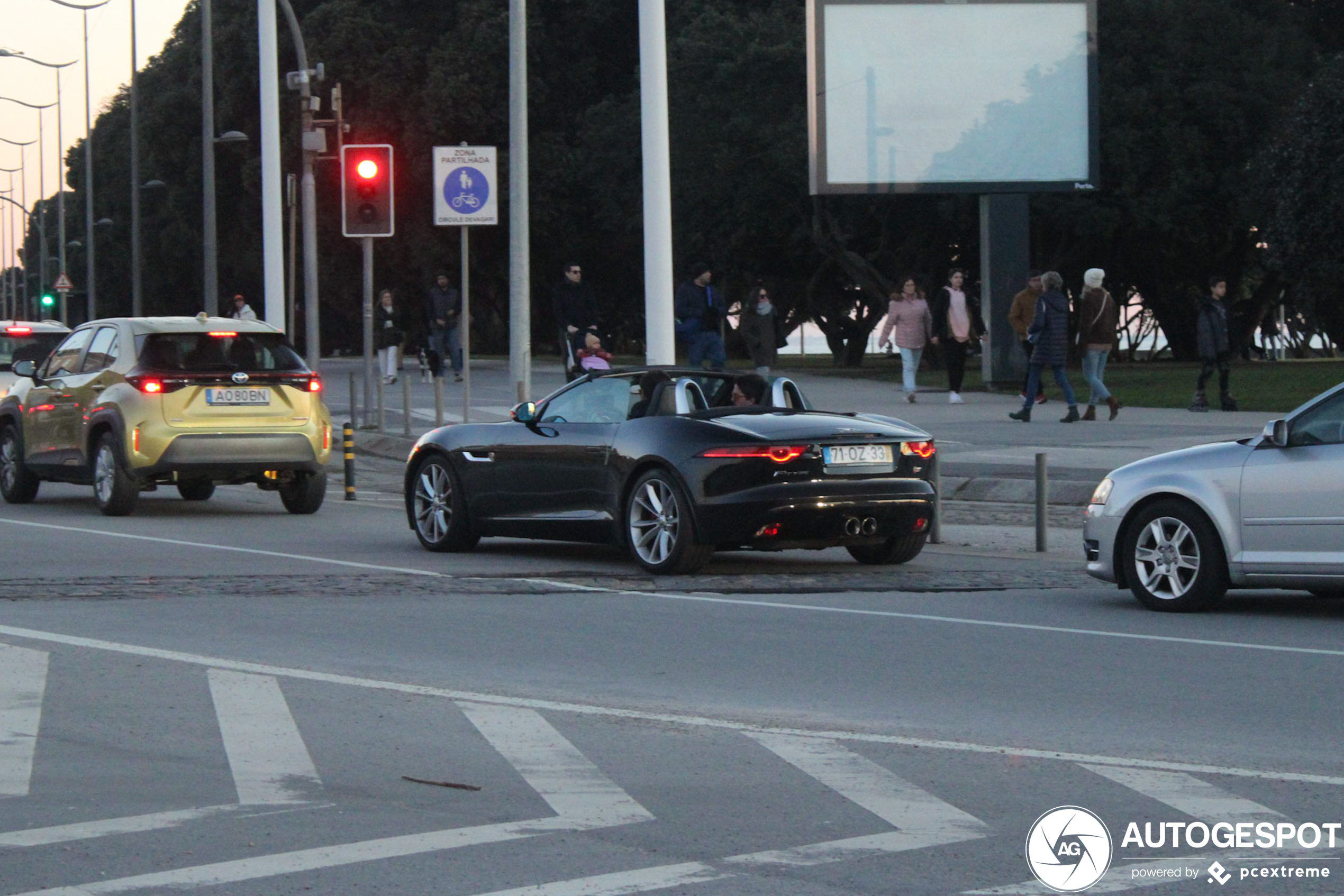 Jaguar F-TYPE S Convertible