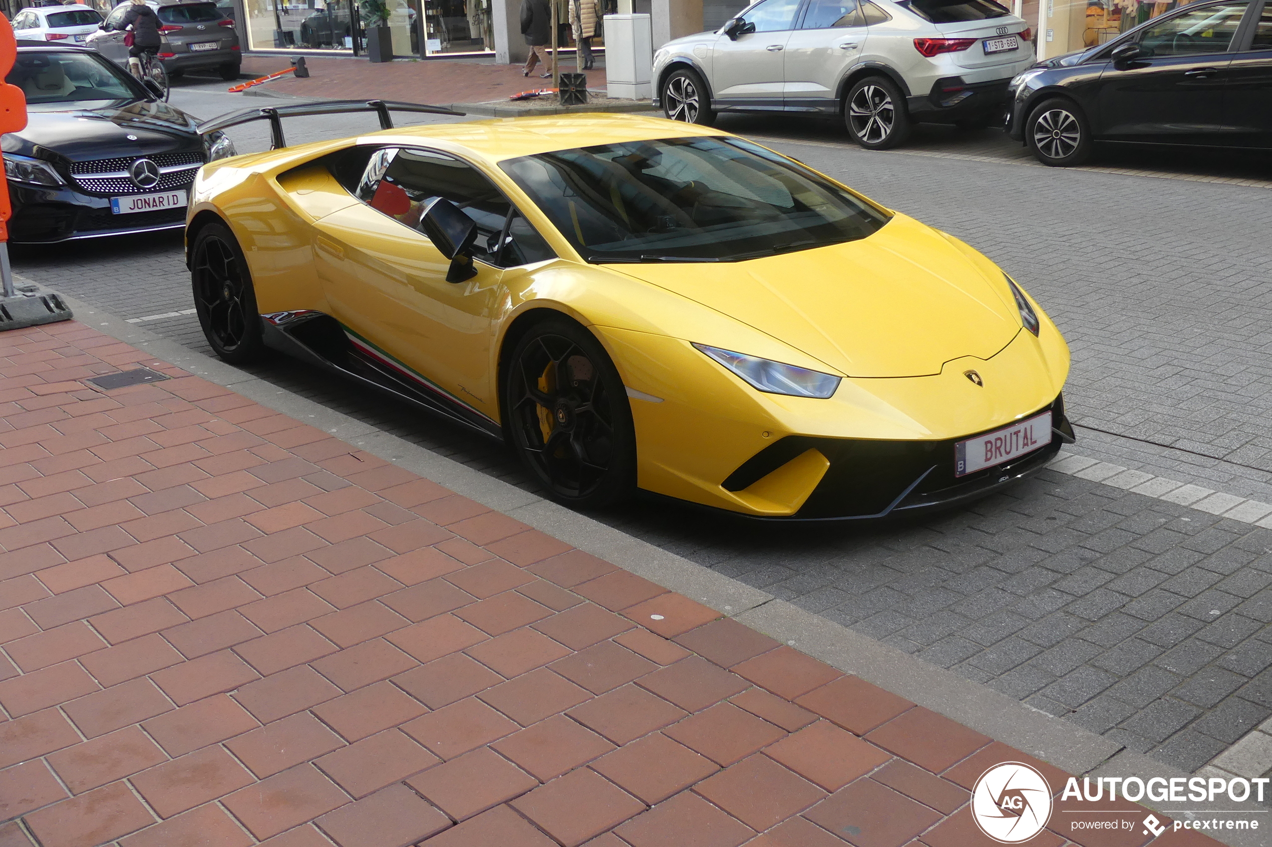 Lamborghini Huracán LP640-4 Performante