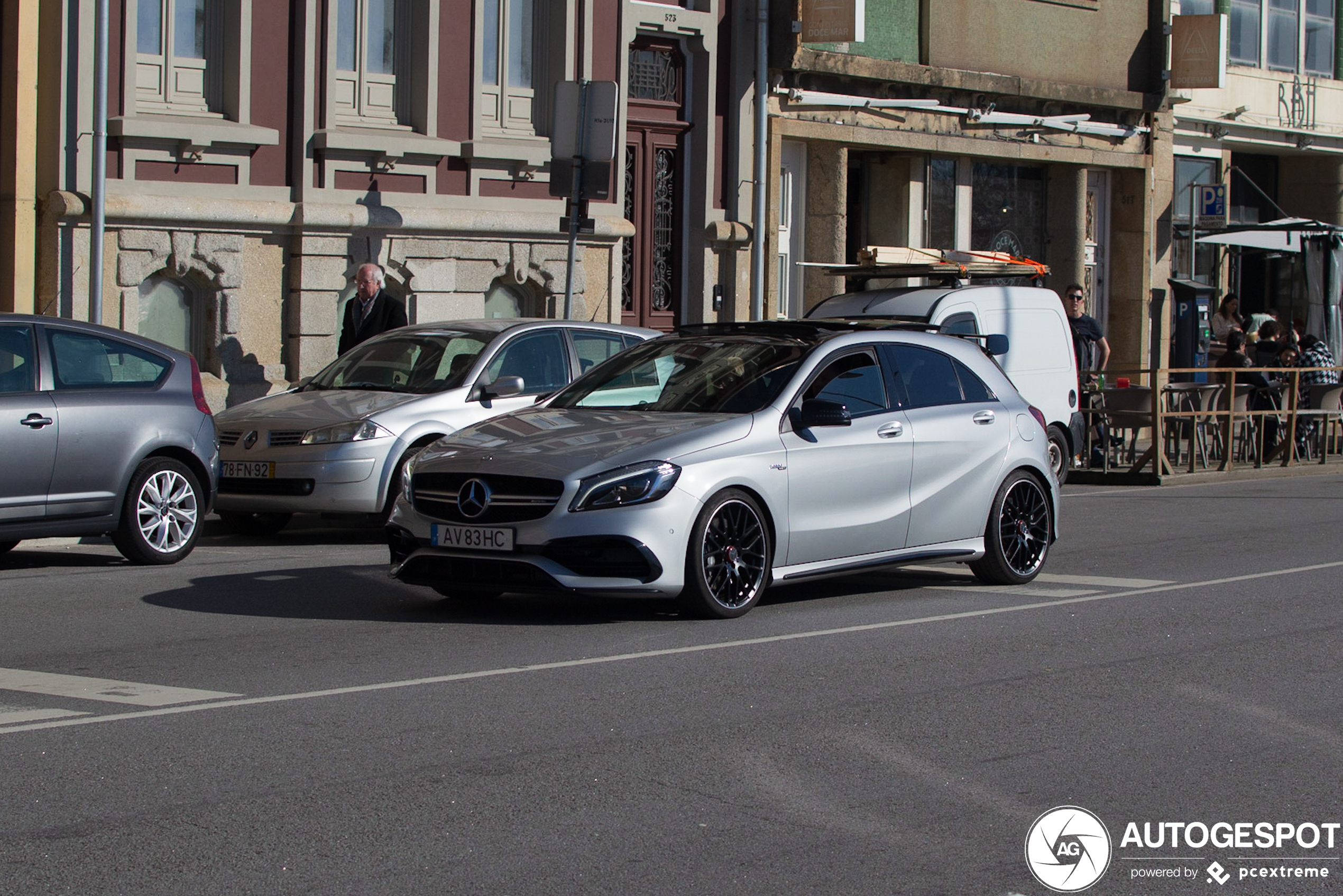 Mercedes-AMG A 45 W176 2015