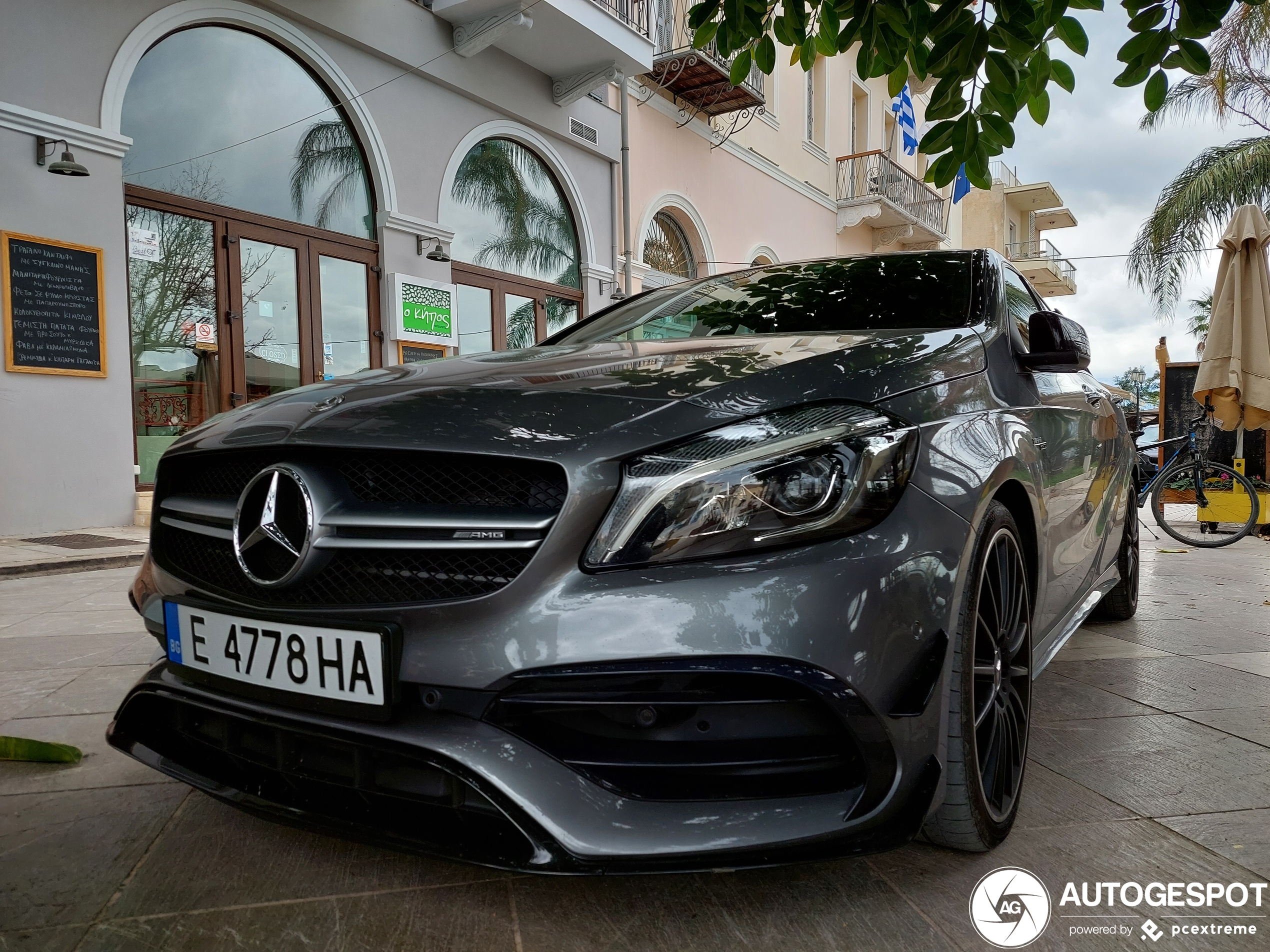 Mercedes-AMG A 45 W176 2015