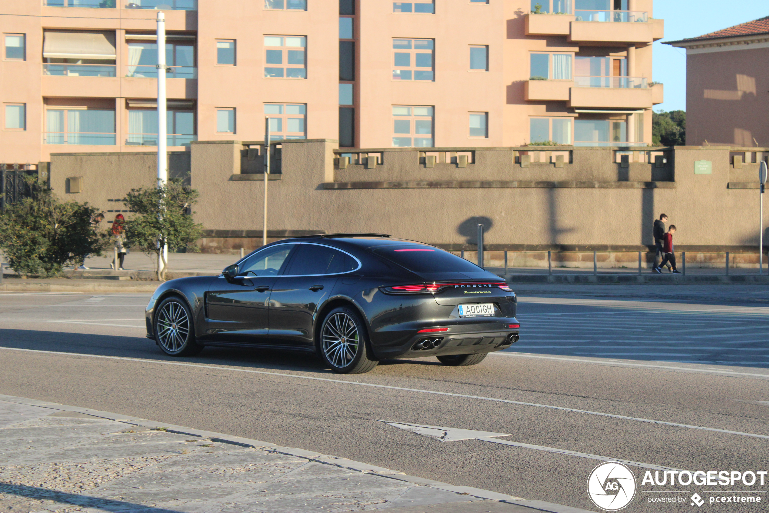 Porsche 971 Panamera Turbo S E-Hybrid MkII