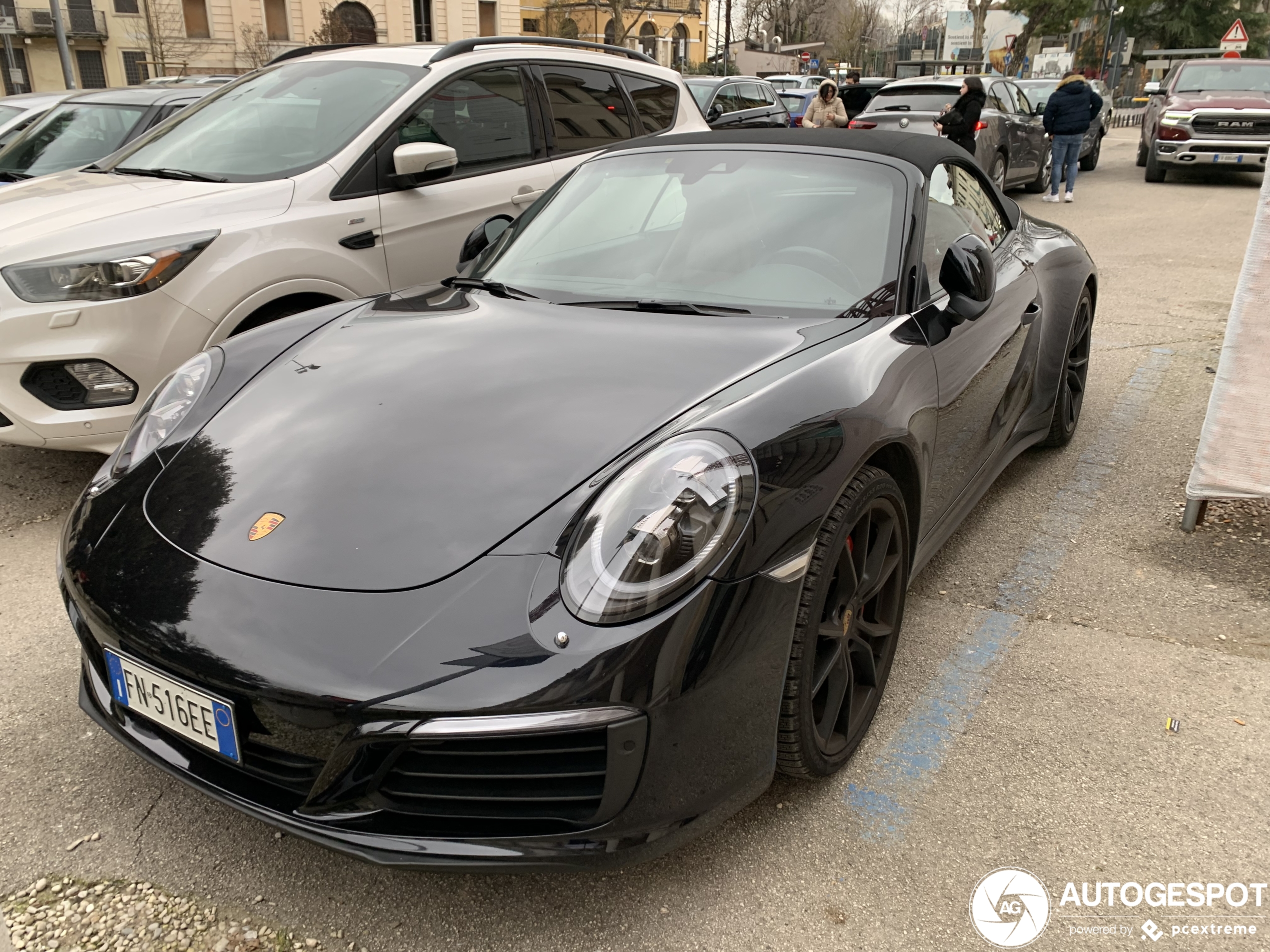 Porsche 991 Carrera 4S Cabriolet MkII