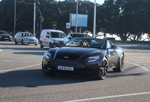 Aston Martin DB11 V8 Volante