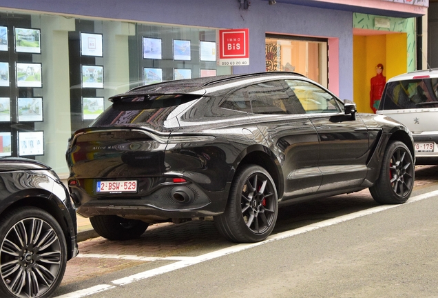 Aston Martin DBX