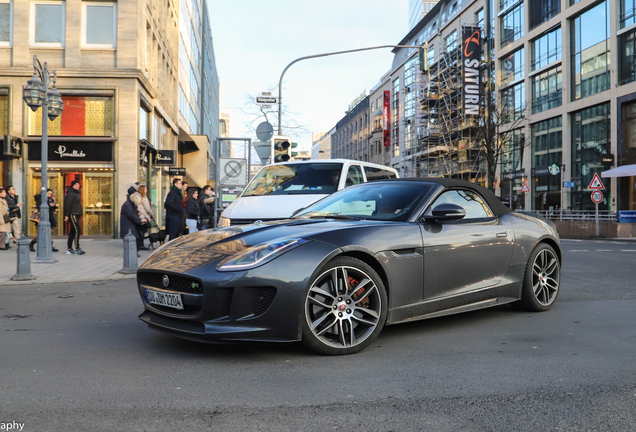 Jaguar F-TYPE R Convertible