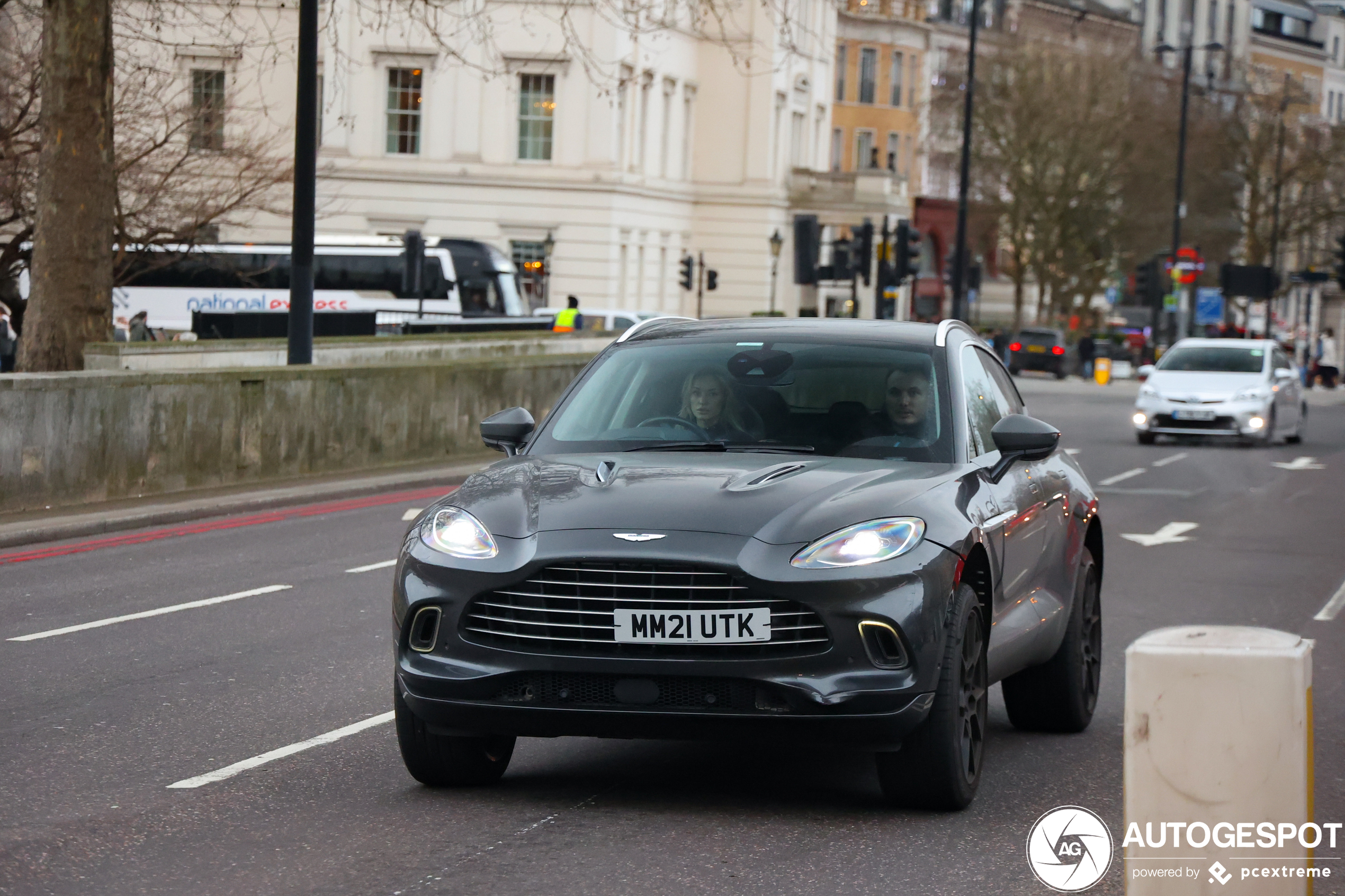 Aston Martin DBX