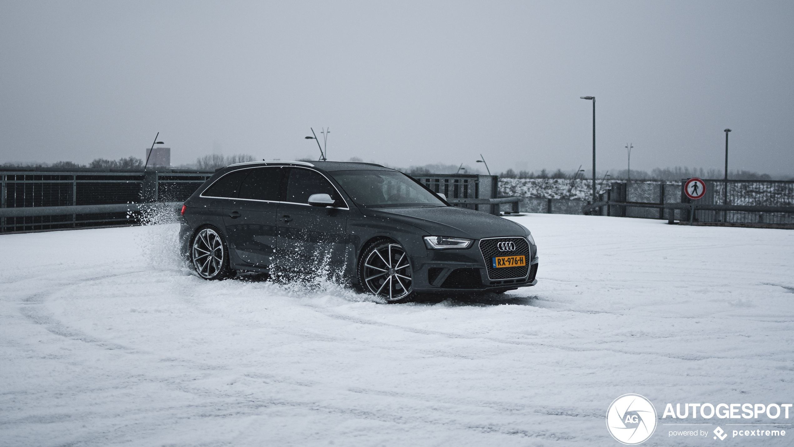 Audi RS4 Avant B8