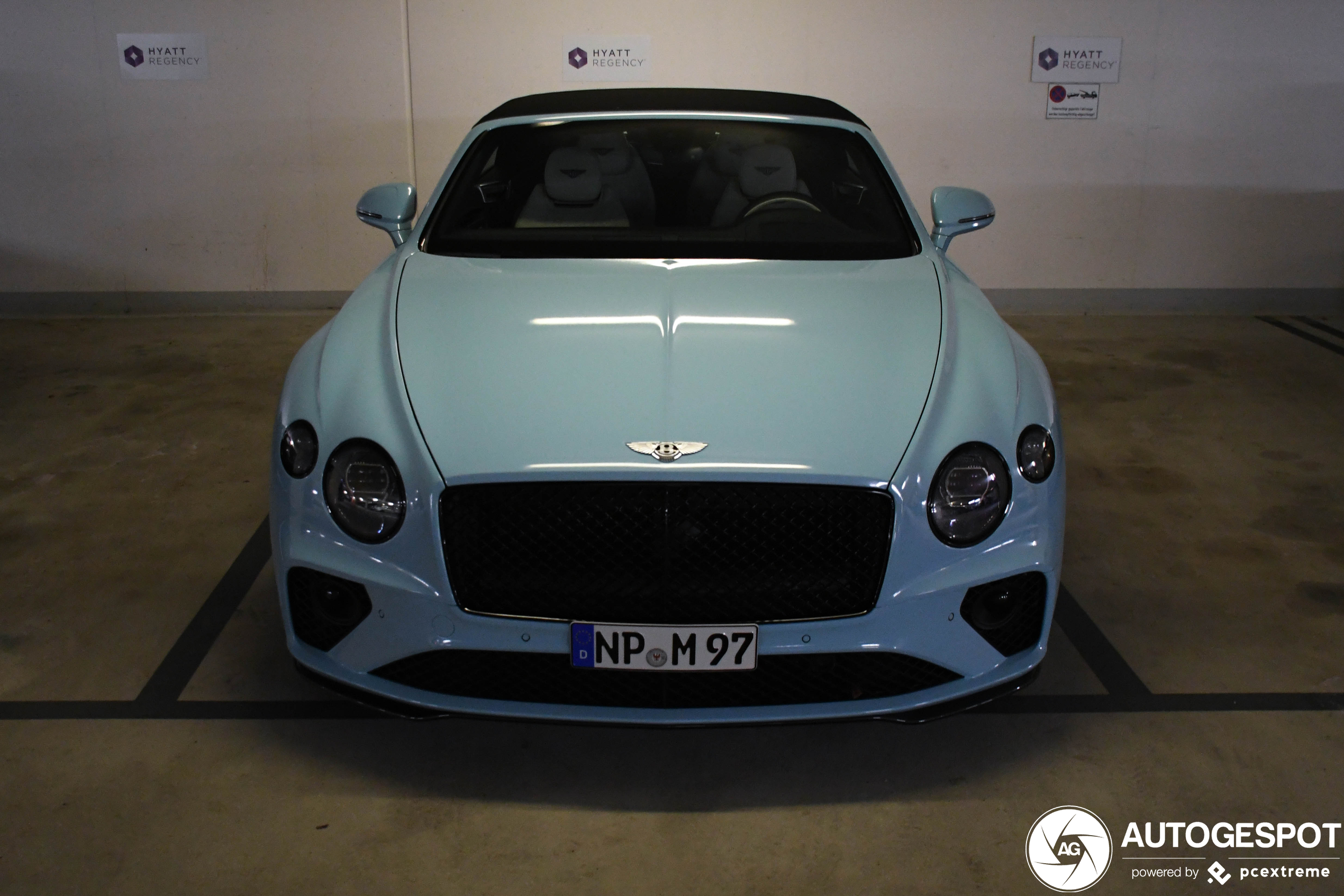 Bentley Continental GTC V8 2020