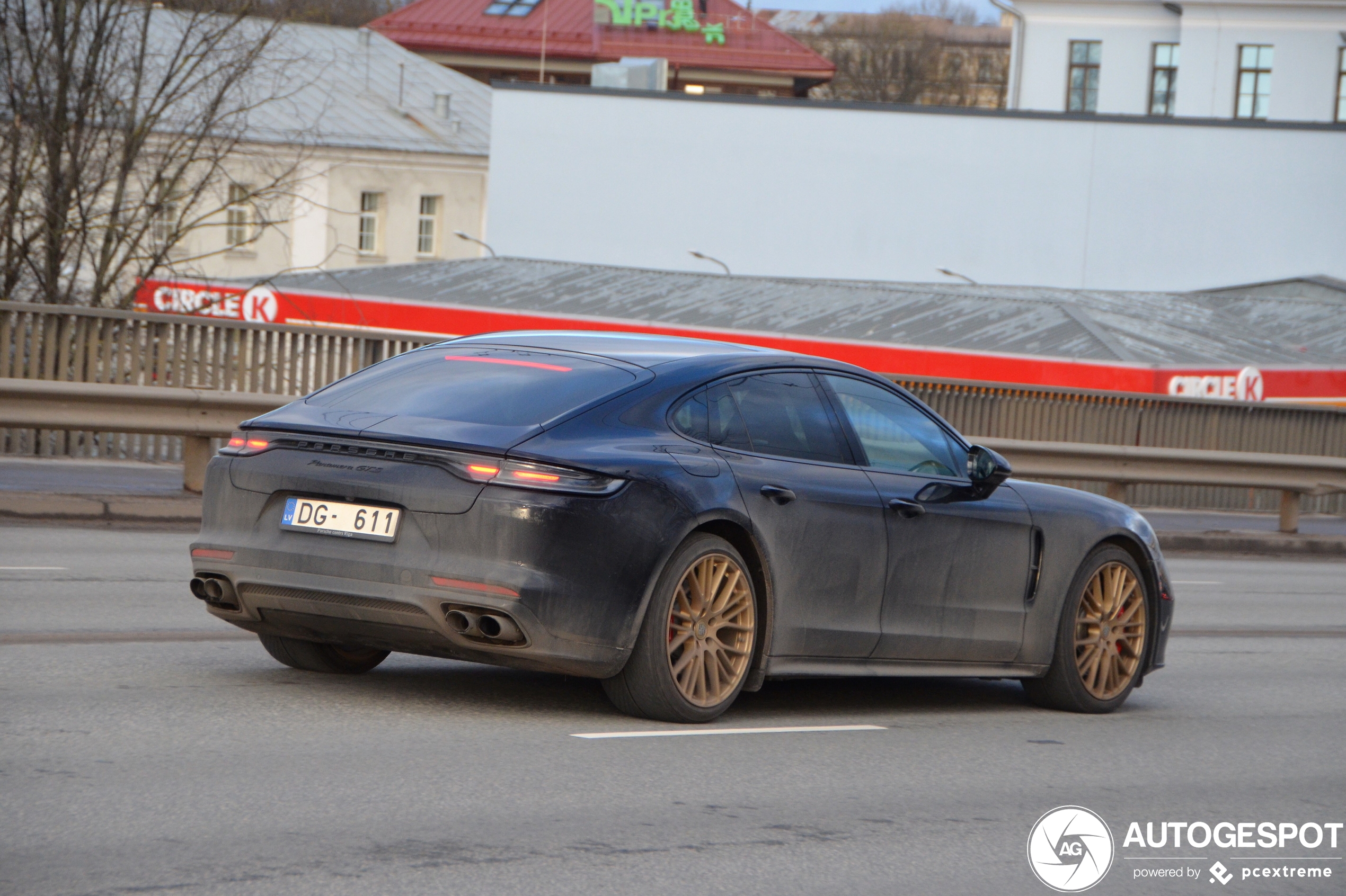 Porsche 971 Panamera GTS MkII