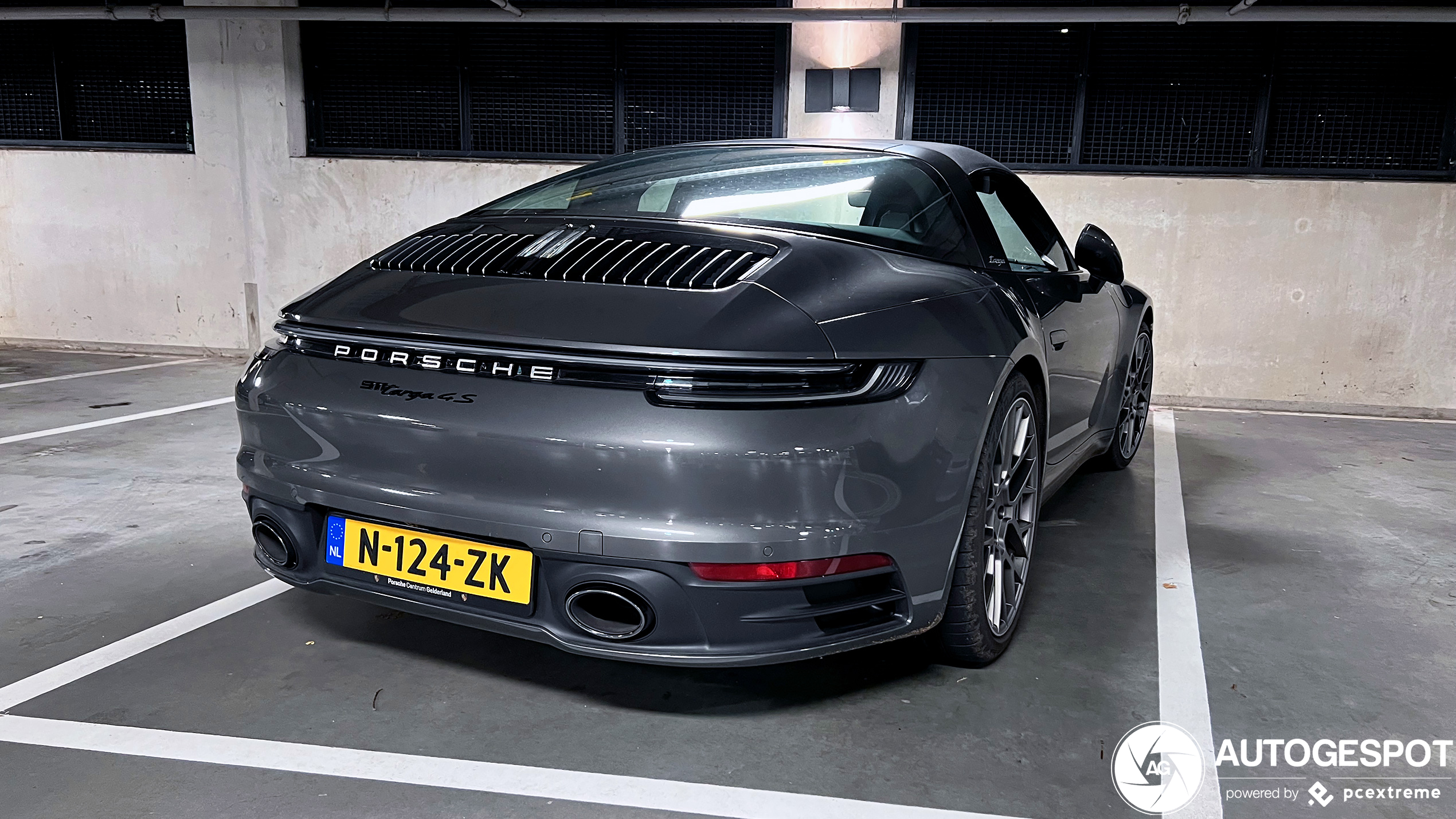 Porsche 992 Targa 4S