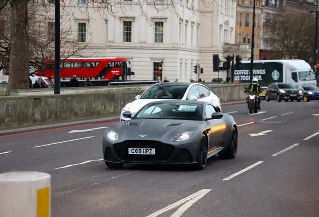 Aston Martin DBS Superleggera