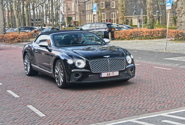 Bentley Continental GTC V8 2020 Mulliner