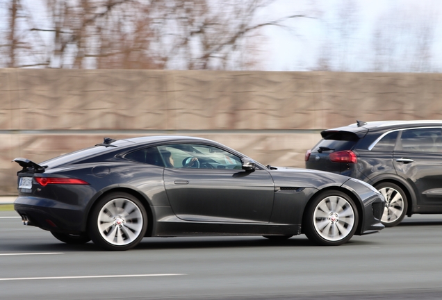 Jaguar F-TYPE S Coupé