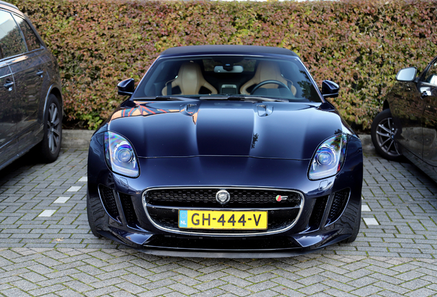 Jaguar F-TYPE S V8 Convertible