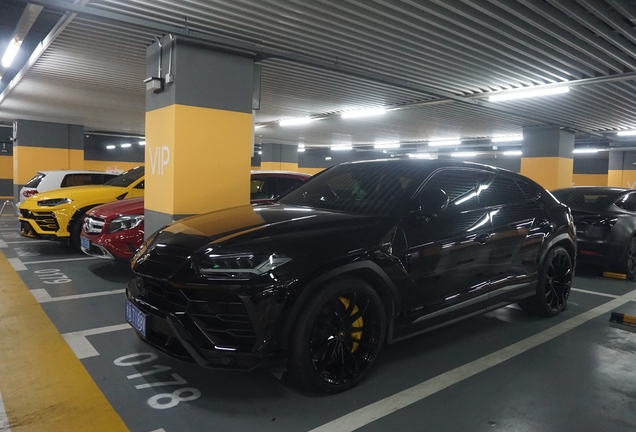 Lamborghini Urus