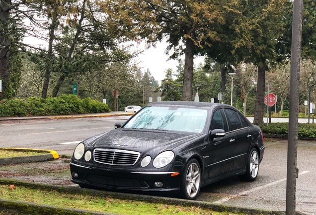 Mercedes-Benz E 55 AMG