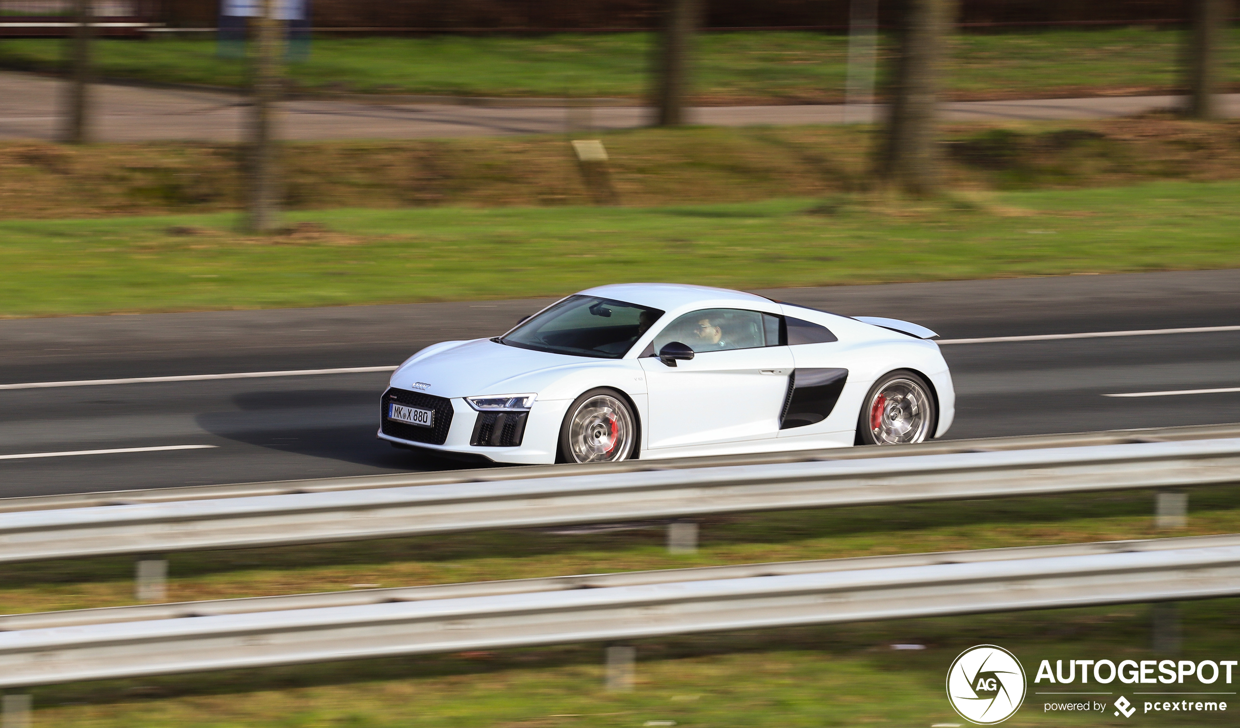 Audi R8 V10 2015