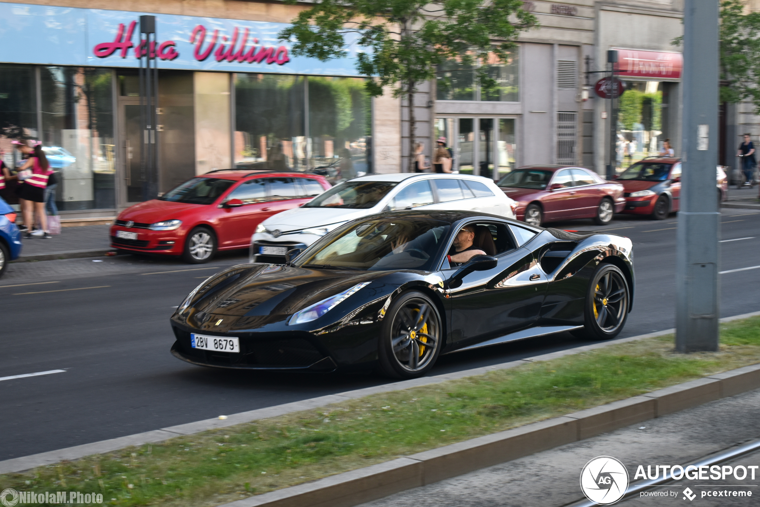 Ferrari 488 GTB