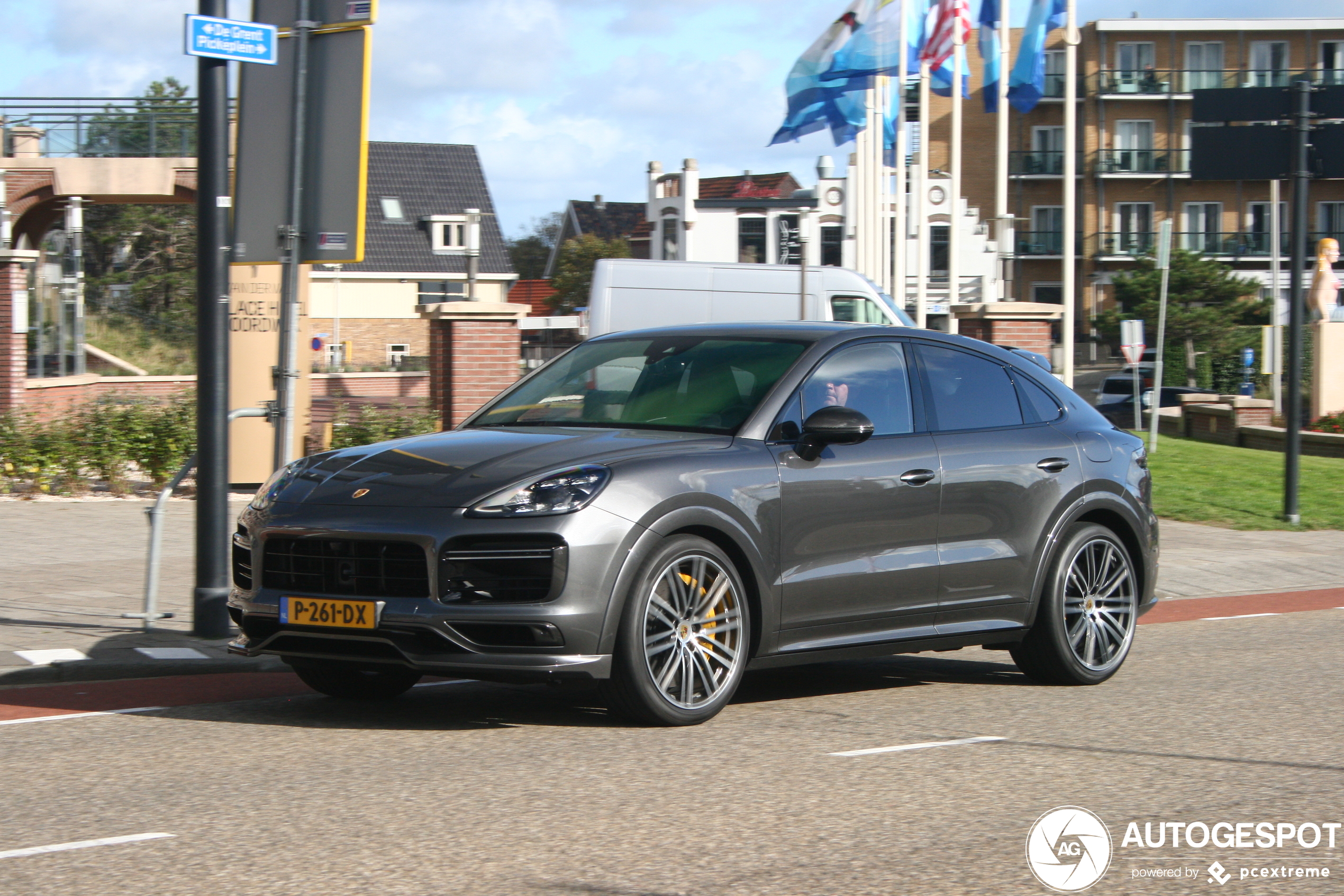 Porsche Cayenne Coupé Turbo S E-Hybrid