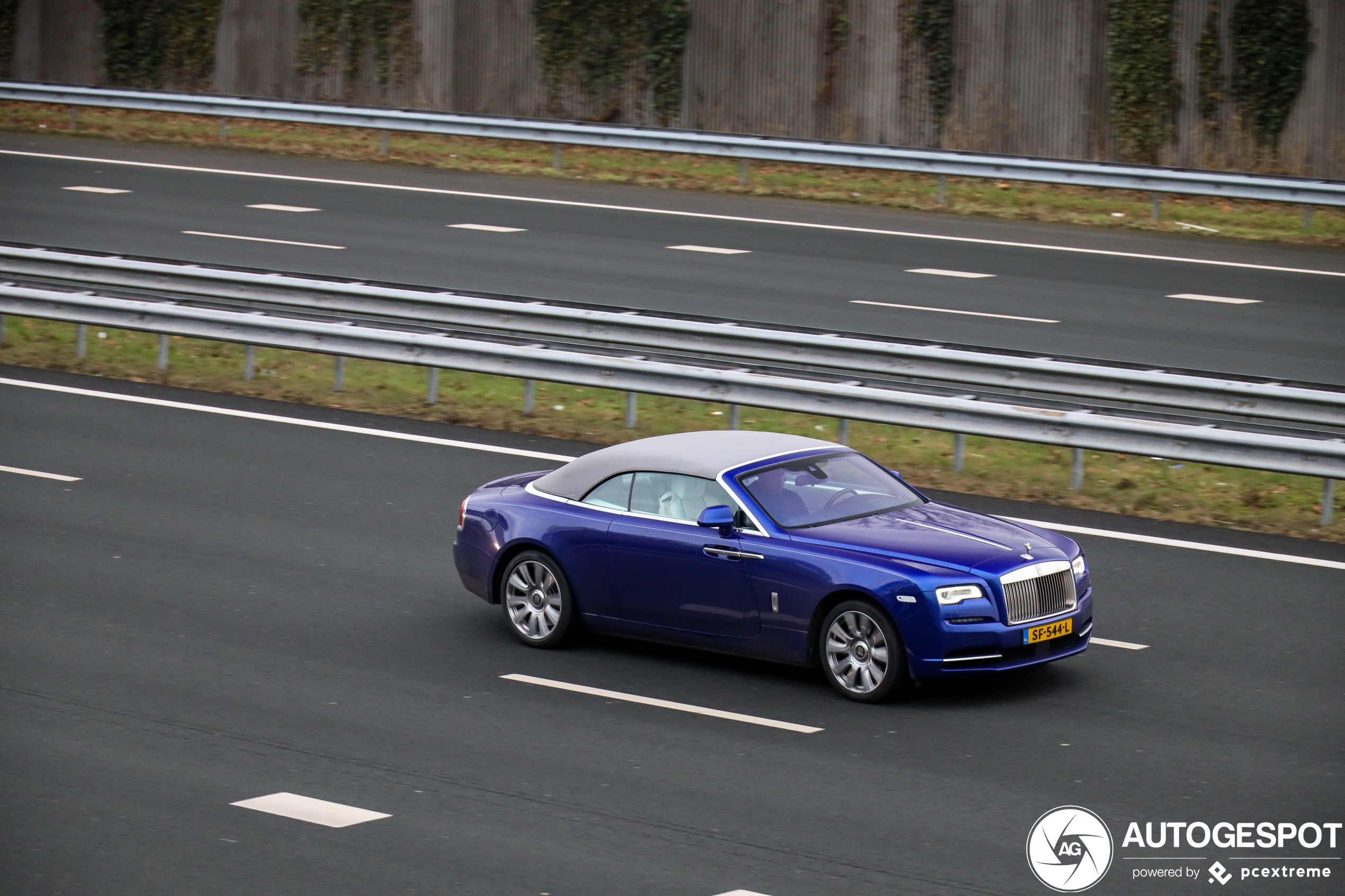 Rolls-Royce Dawn