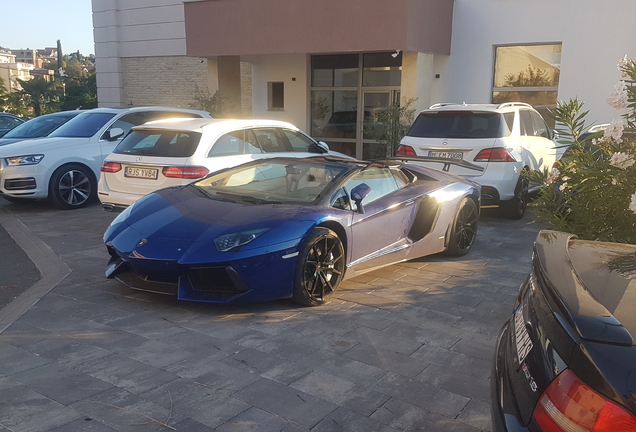 Lamborghini Aventador LP700-4 Roadster