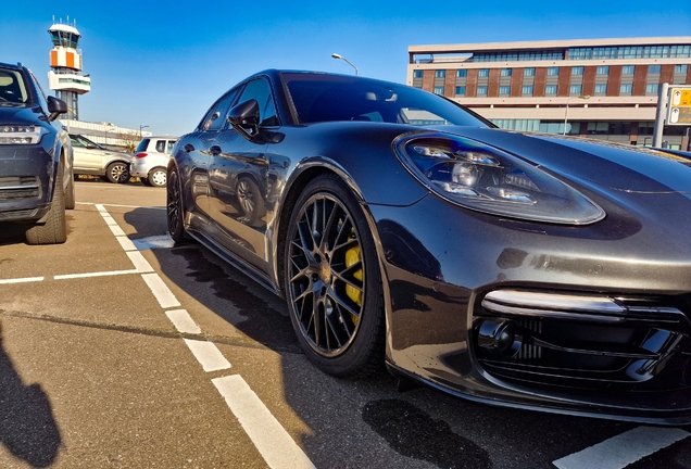 Porsche 971 Panamera GTS Sport Turismo