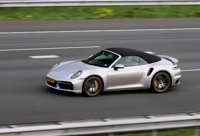 Porsche 992 Turbo S Cabriolet