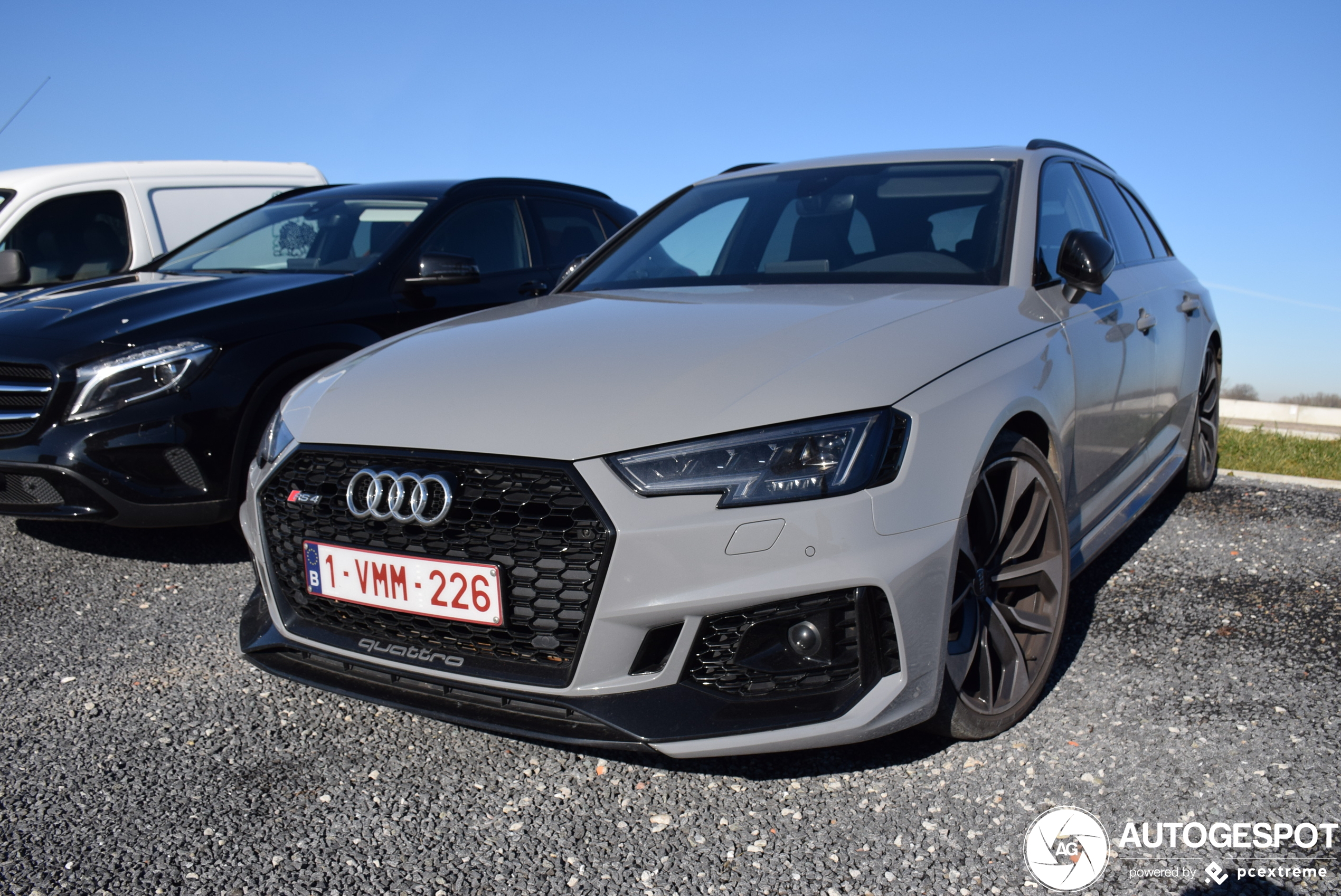 Audi RS4 Avant B9