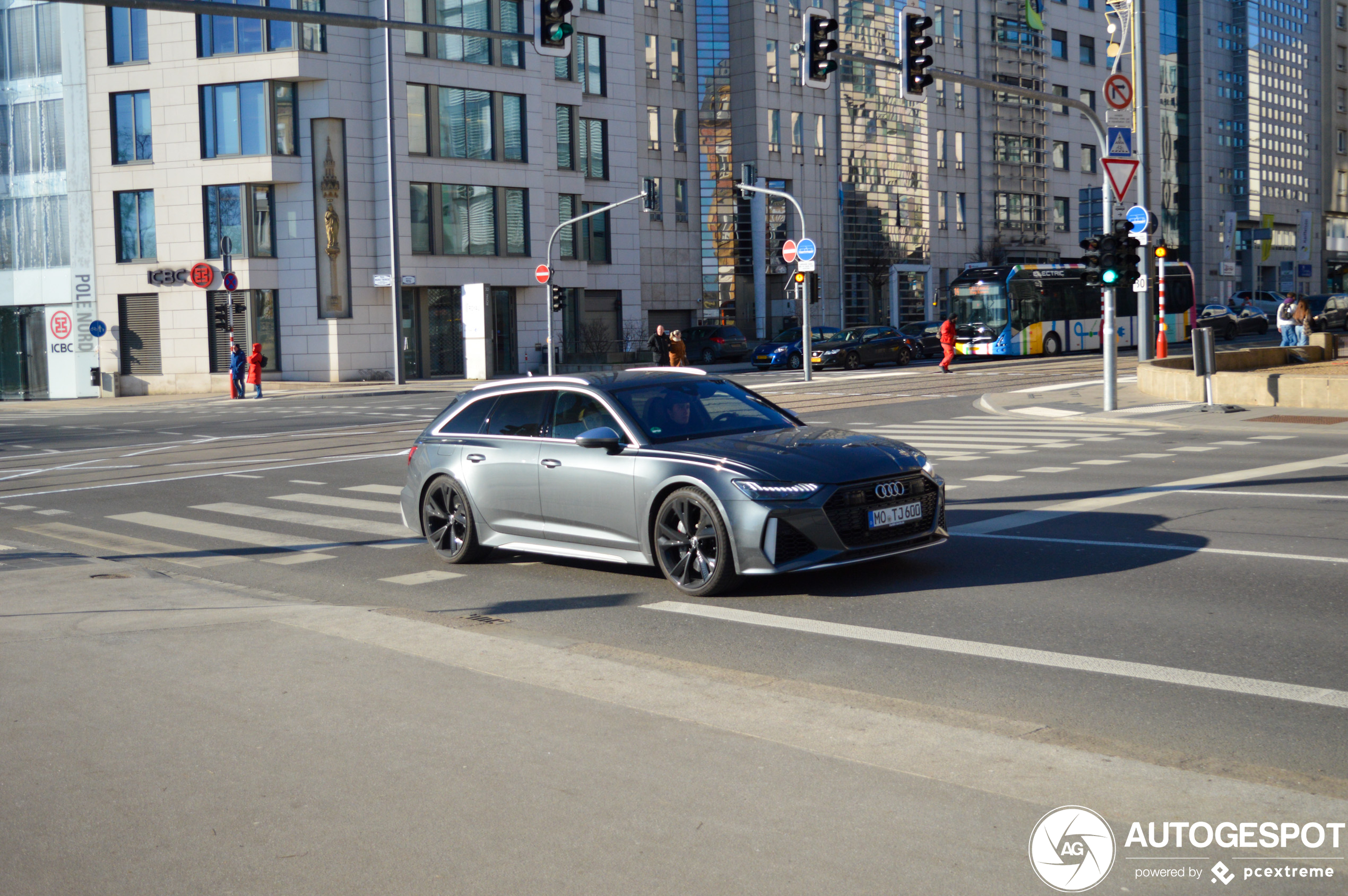 Audi RS6 Avant C8