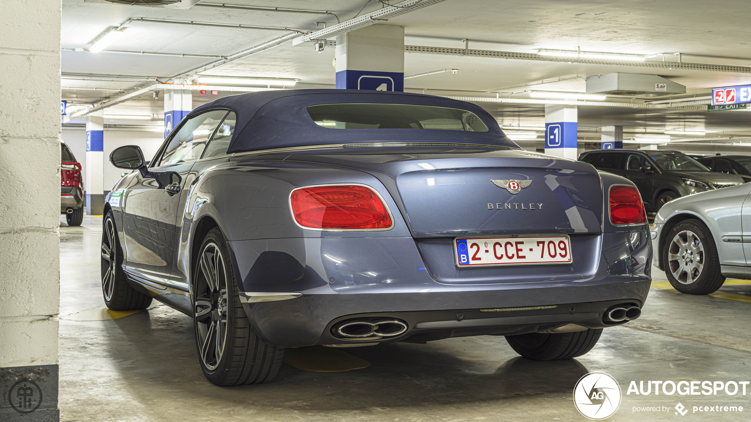 Bentley Continental GTC V8