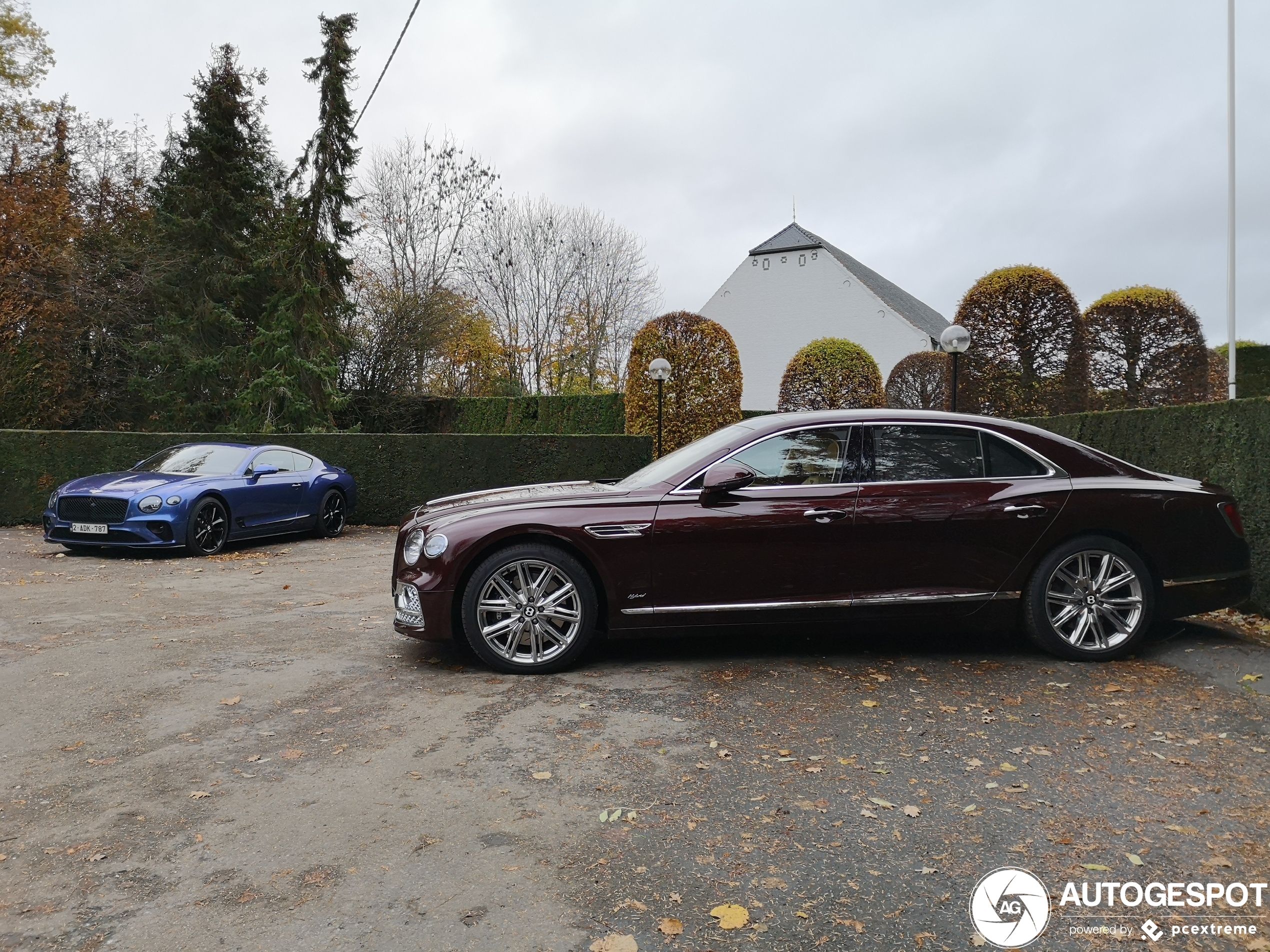 Bentley Flying Spur Hybrid