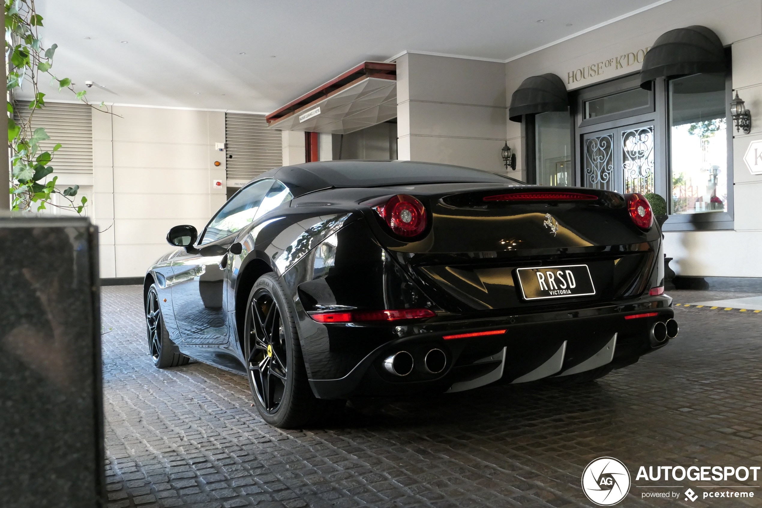 Ferrari California T