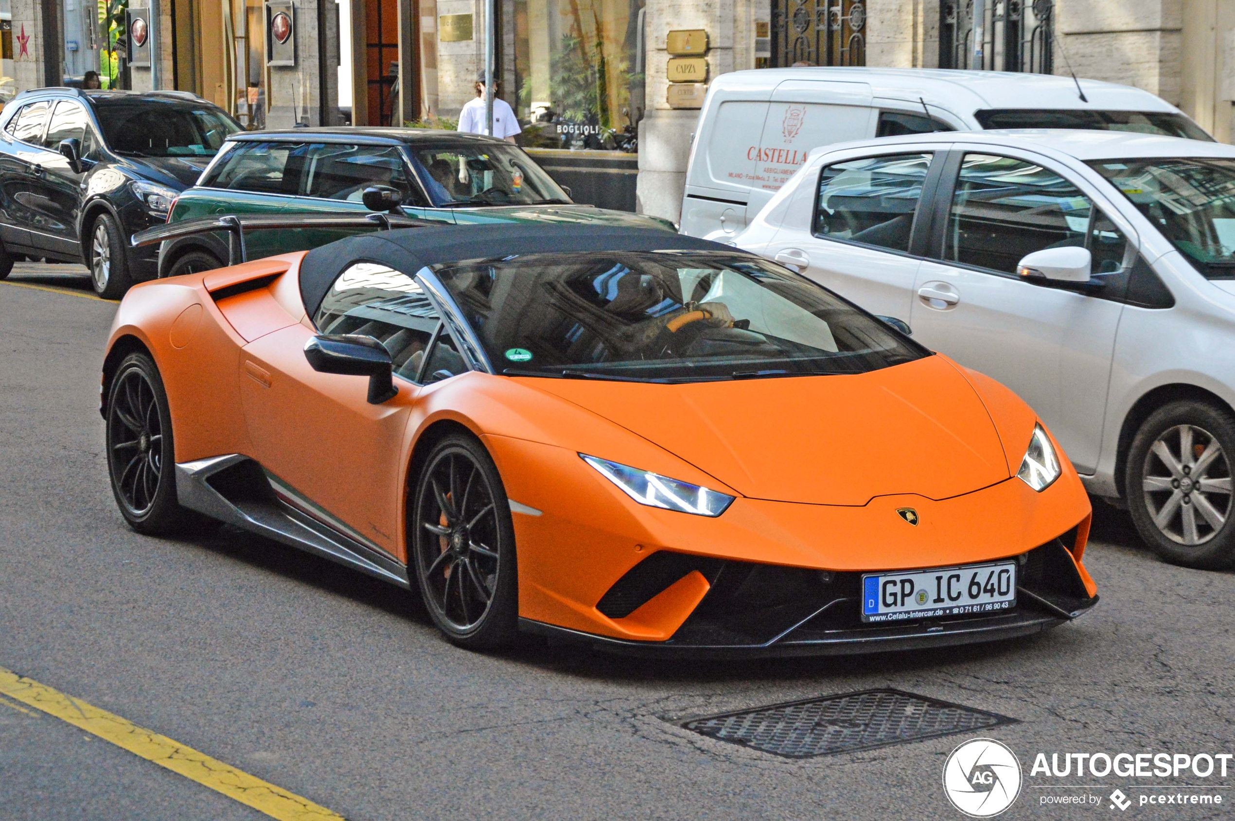 Lamborghini Huracán LP640-4 Performante Spyder